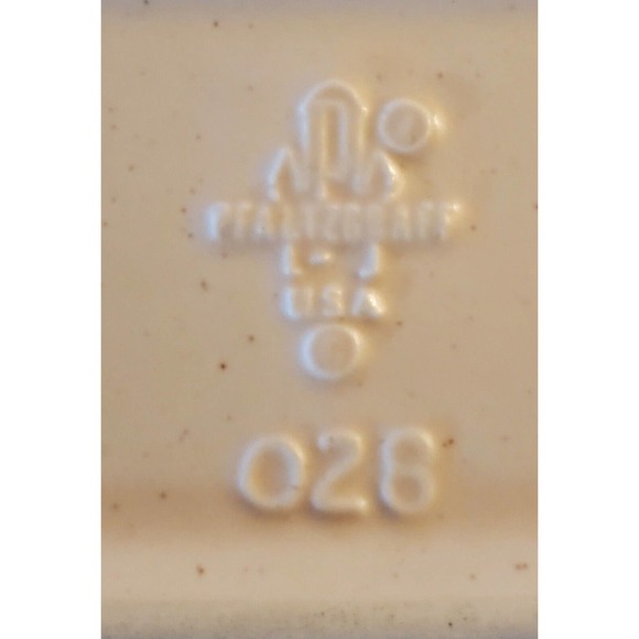 Pfaltzgraff Vintage Butter Dish Remembrance Pattern 028 Cottage Ware - Picture 11 of 14